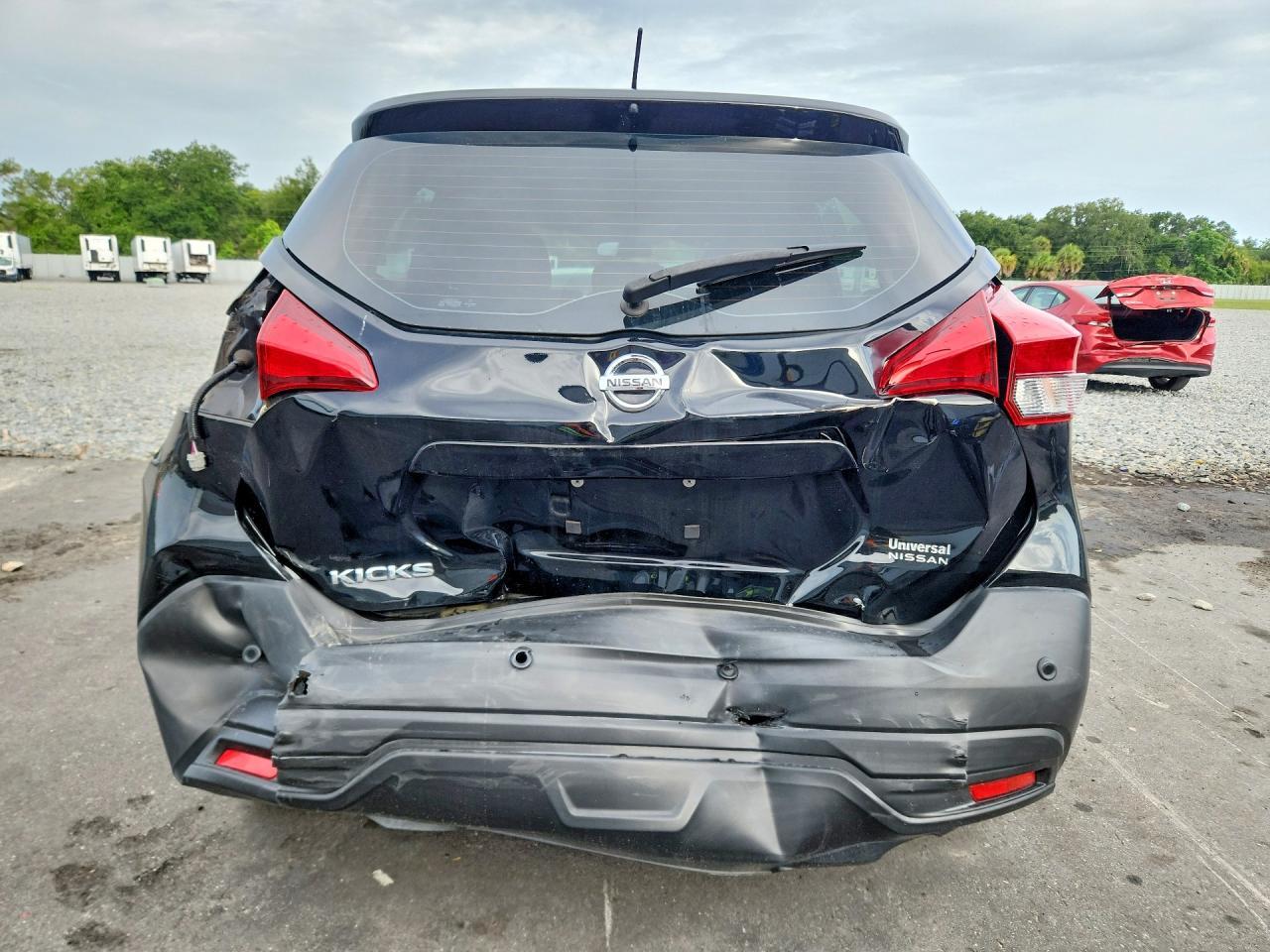 2020 Nissan Kicks S - zdjęcie 6
