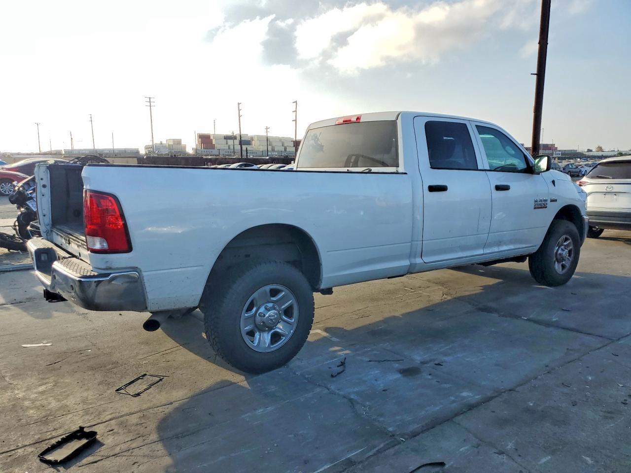 2018 Ram 2500 St - zdjęcie 3