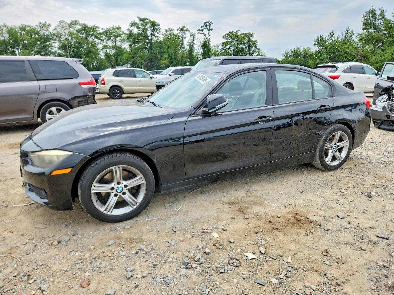 2014 BMW 320 I xDrive - zdjęcie główne