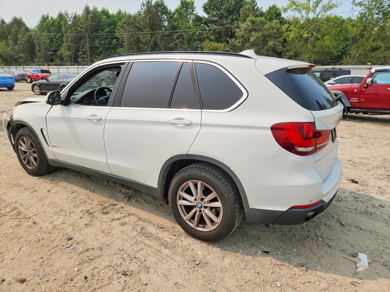 2015 BMW X5 xDrive35I - zdjęcie 2