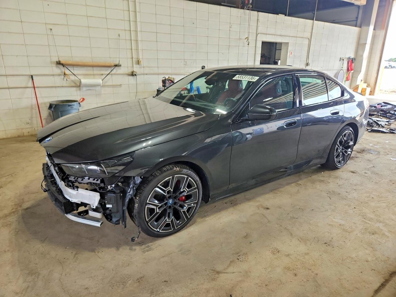 2025 BMW I5 xDrive 40 - zdjęcie główne