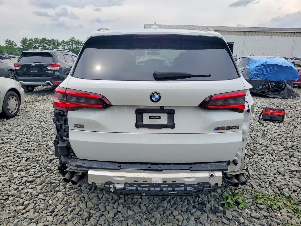 2021 BMW X5 M50I - zdjęcie 6