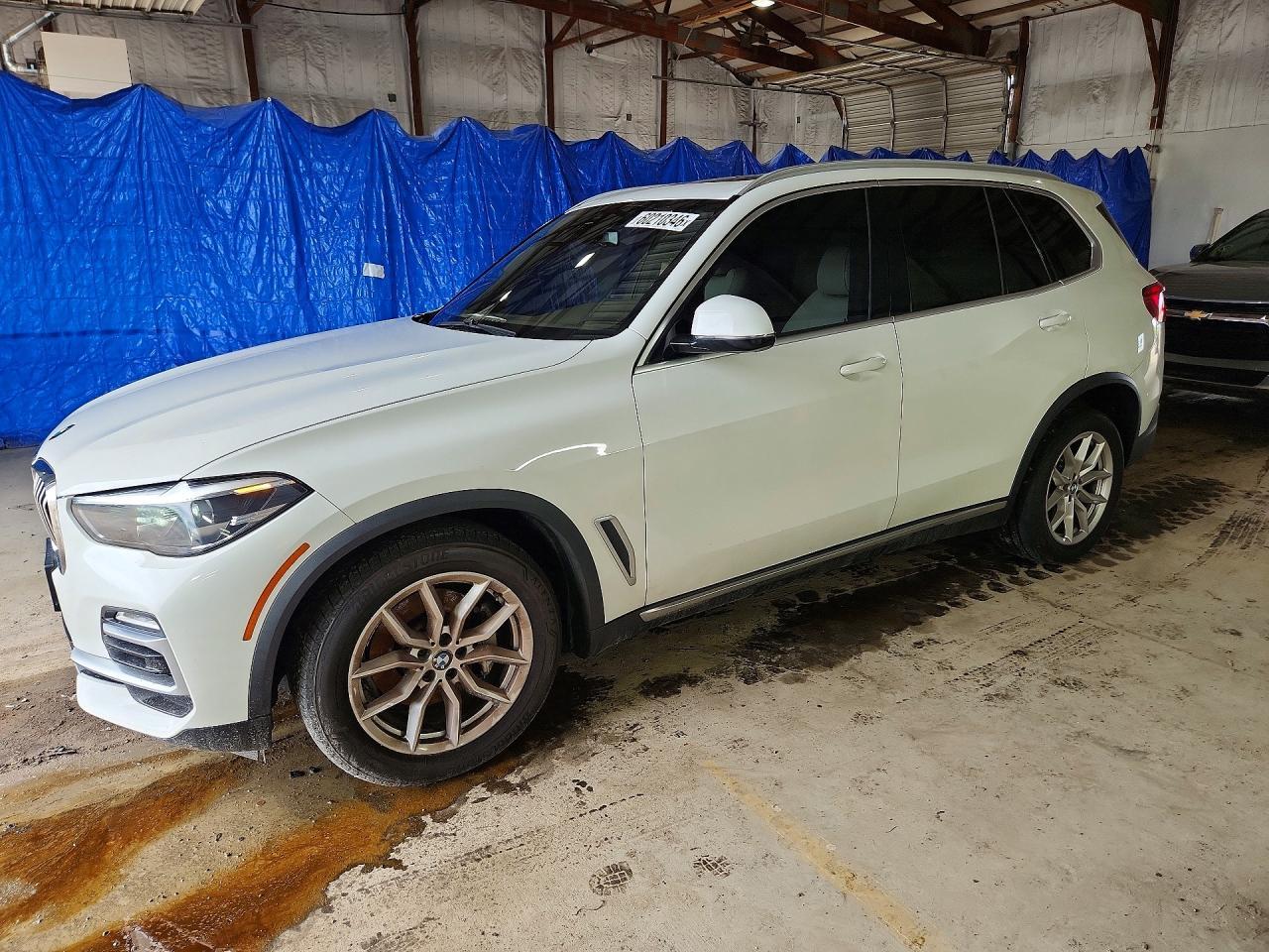 2019 BMW X5 xDrive40I - zdjęcie główne