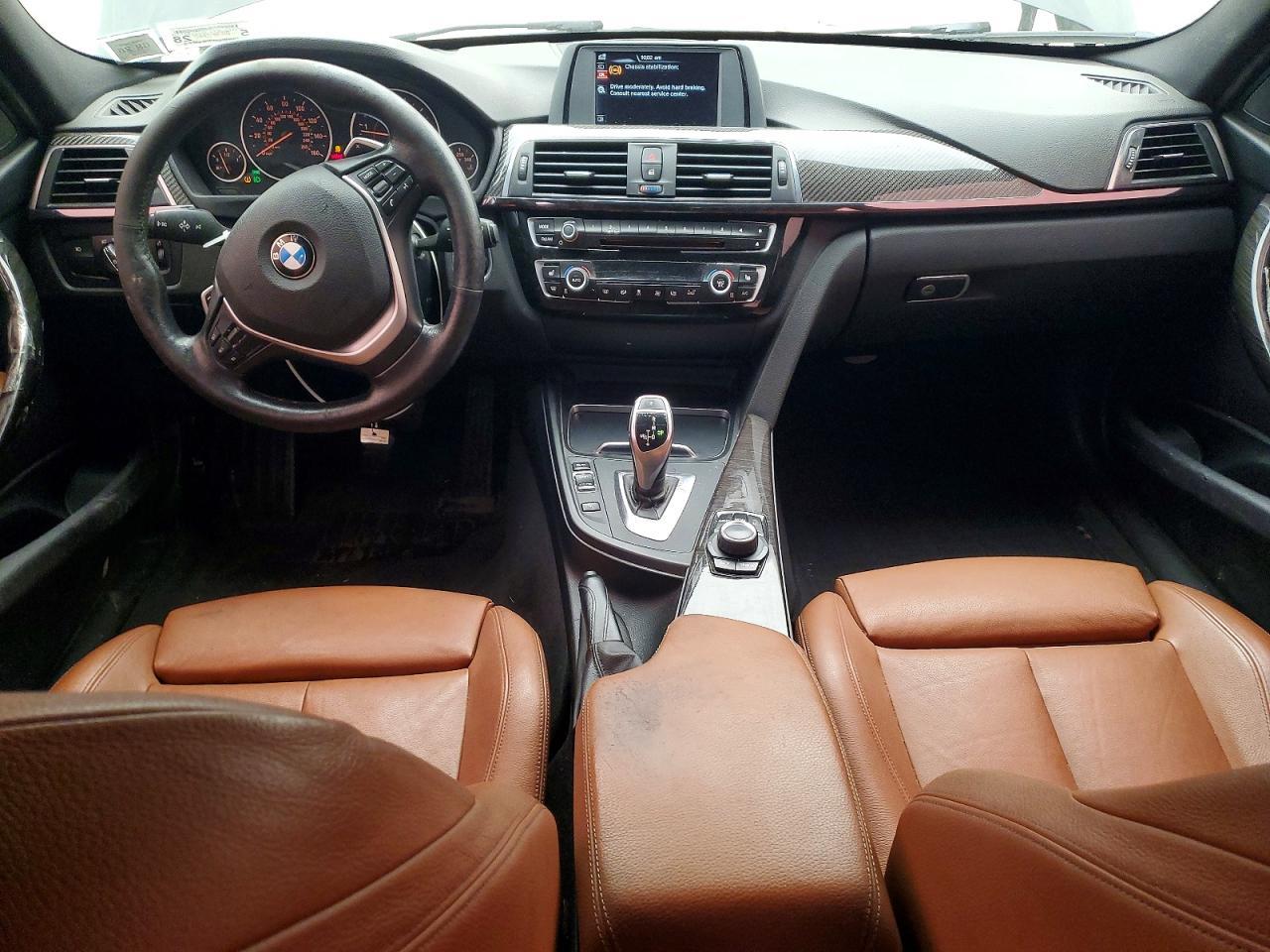 2016 BMW Seria 3 328i - zdjęcie 8