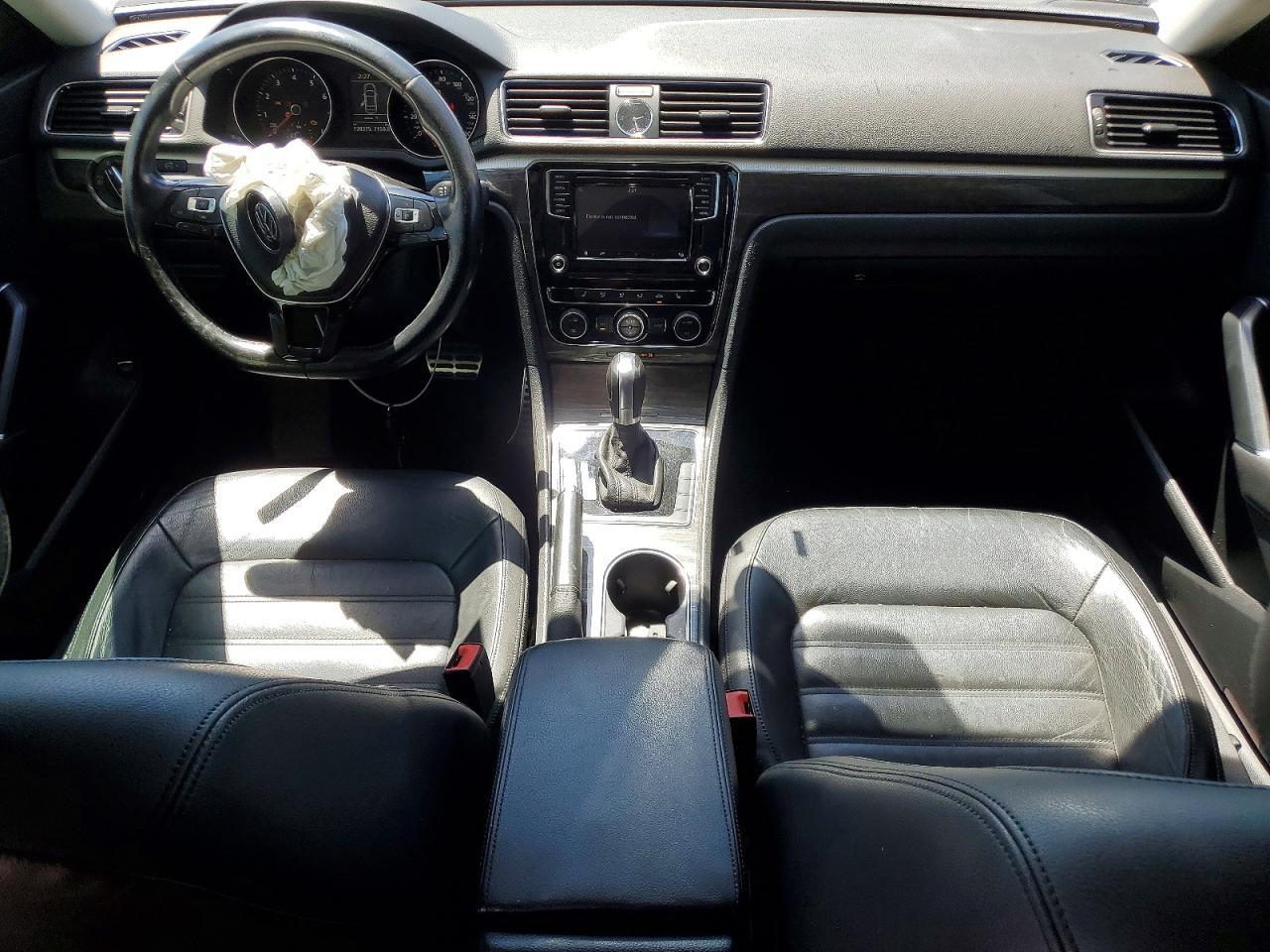 2016 Volkswagen Passat Sel - zdjęcie 8