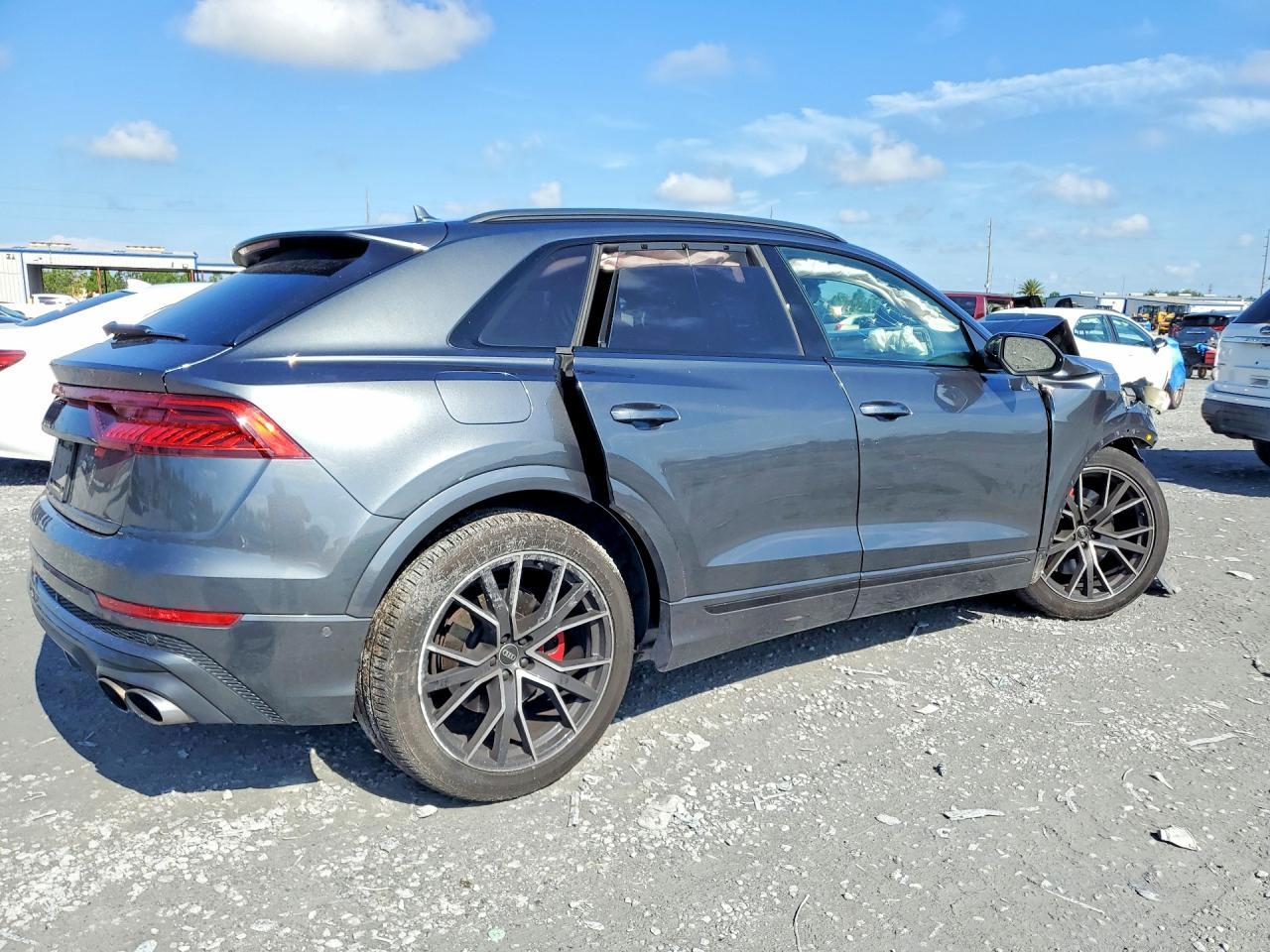 2022 Audi Sq8 Prestige - zdjęcie 3