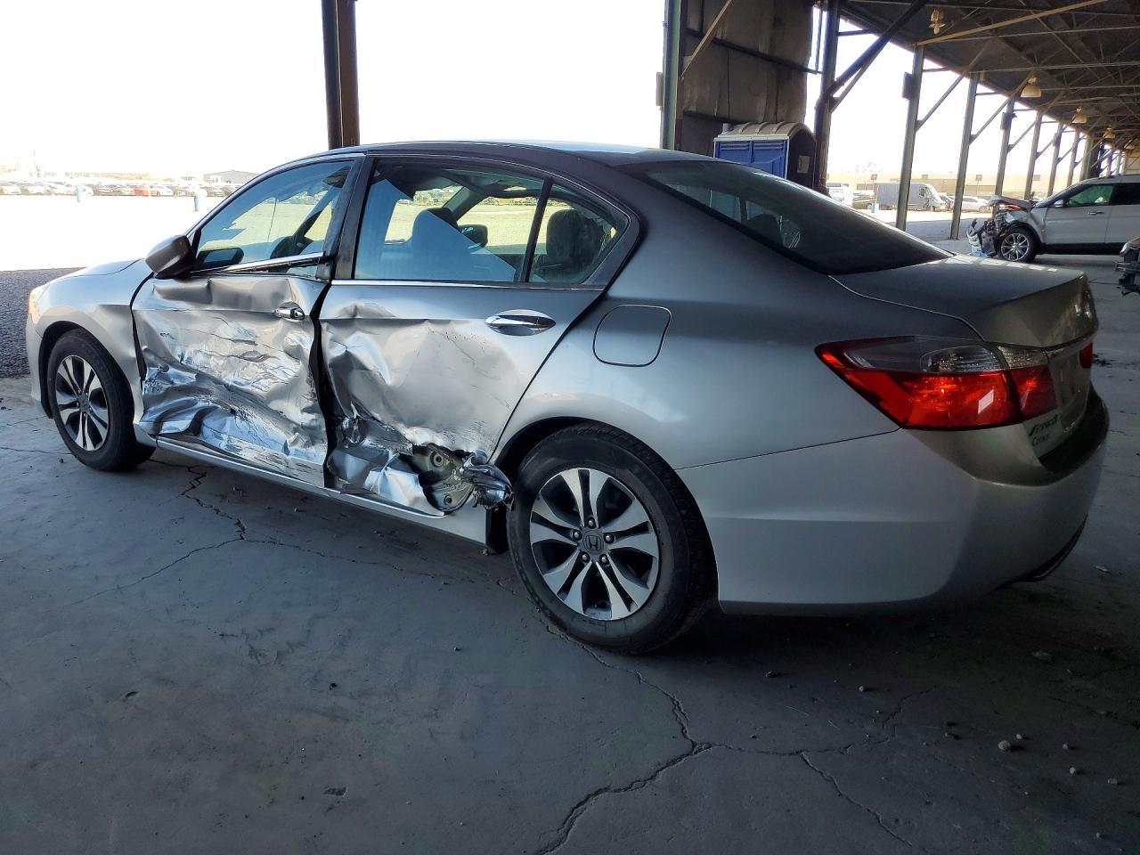 Honda Accord - zdjęcie 2