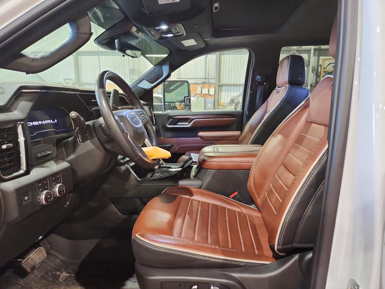 2025 GMC Sierra K2500 Denali Ultimate - zdjęcie 7