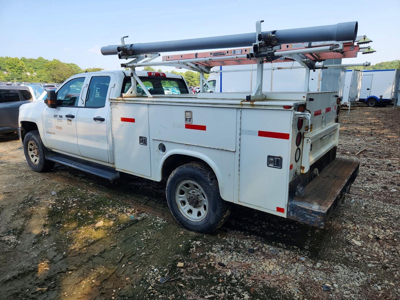 2015 Chevrolet Silverado K3500 - zdjęcie 2