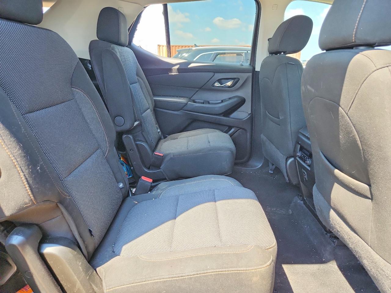 2020 Chevrolet Traverse Lt - zdjęcie 11