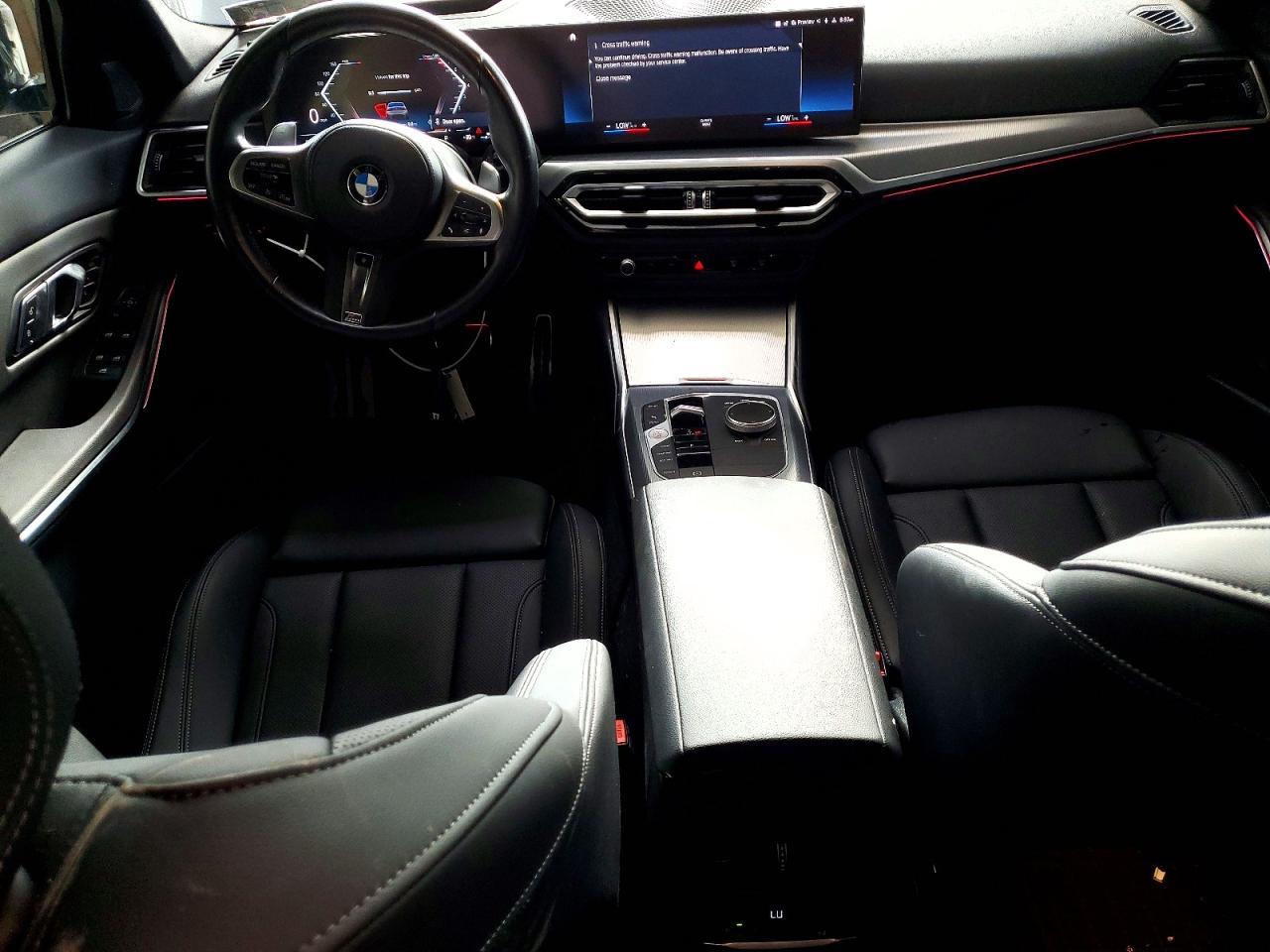 2023 BMW Seria 3 330i - zdjęcie 8