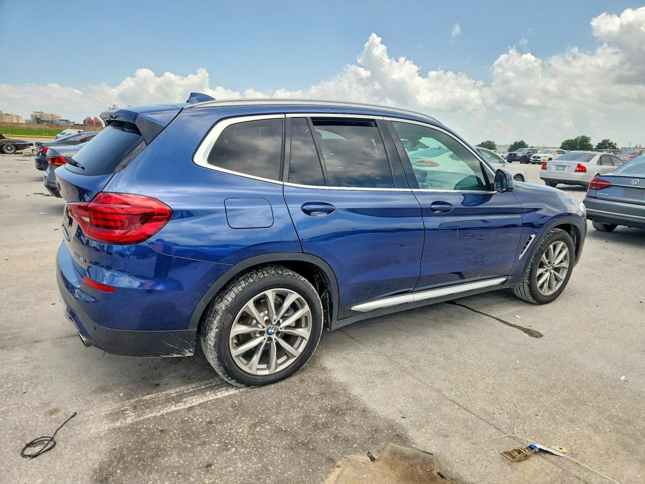 2019 BMW X3 Sdrive30I - zdjęcie 3