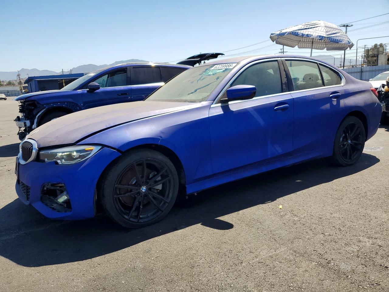2020 BMW 330I - zdjęcie główne