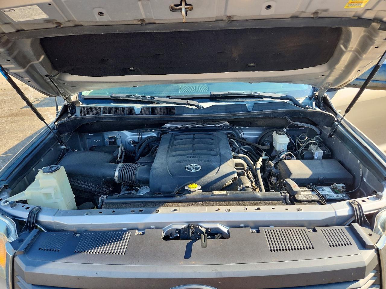 2014 Toyota Tundra Crewmax Sr5 - zdjęcie 11