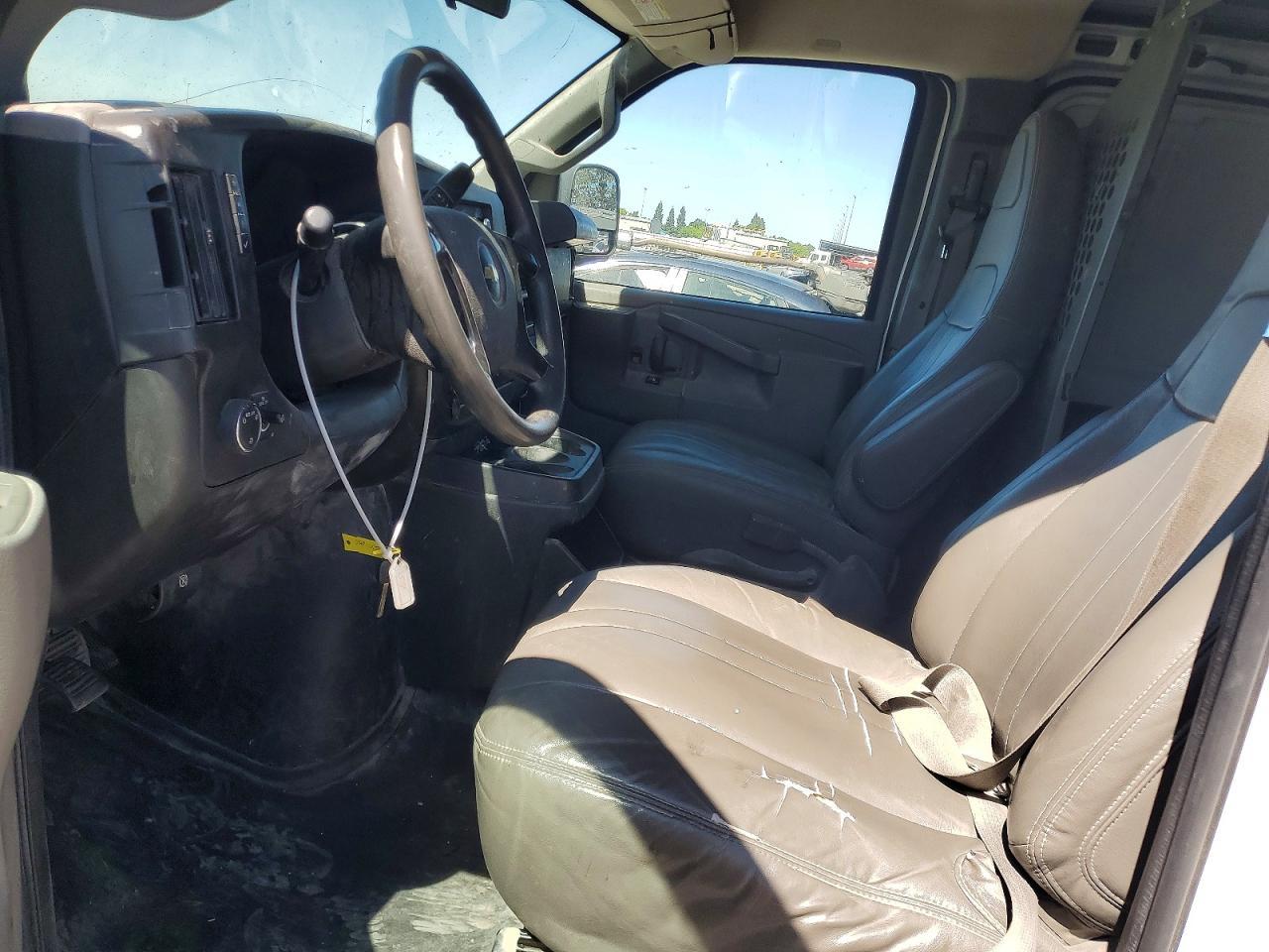 2016 Chevrolet Express G2500 - zdjęcie 7