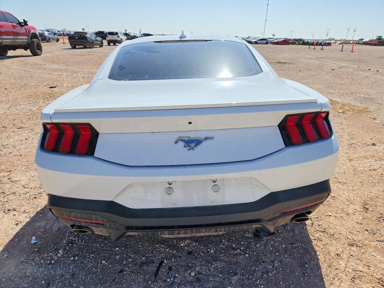 2024 Ford Mustang - zdjęcie 6