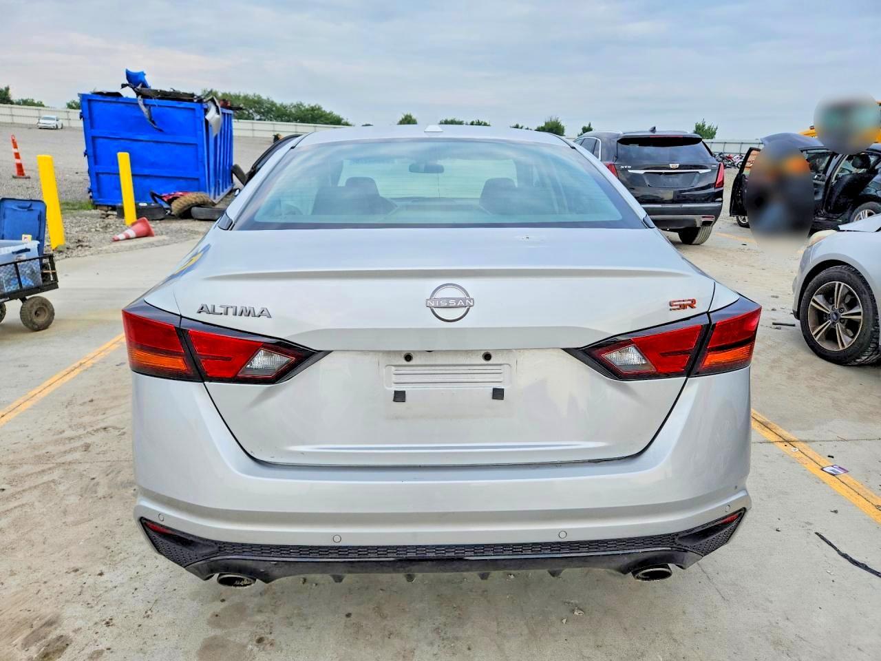 2024 Nissan Altima Sr - zdjęcie 6