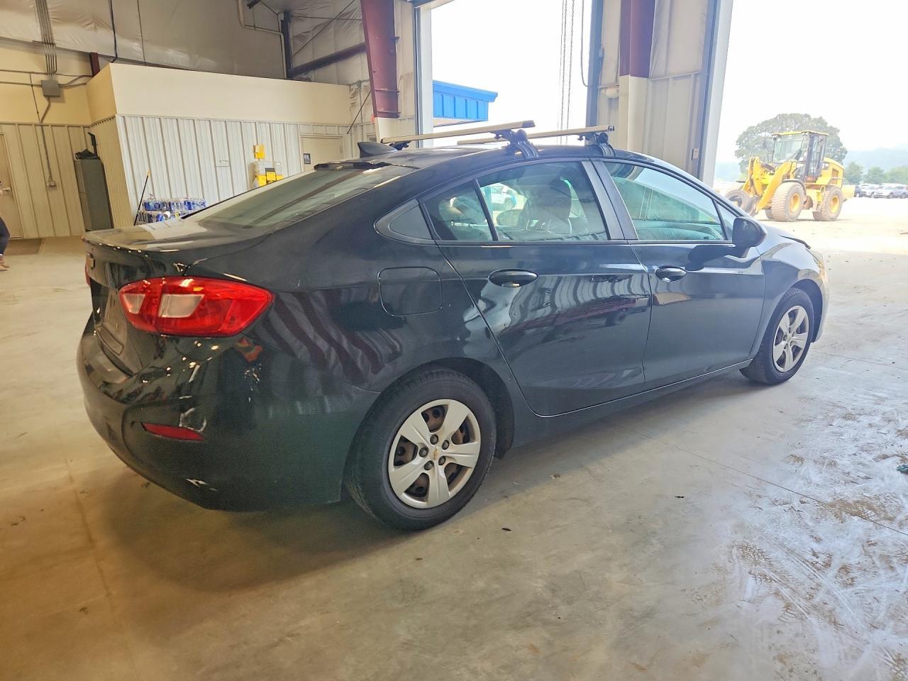 2017 Chevrolet Cruze - zdjęcie 3