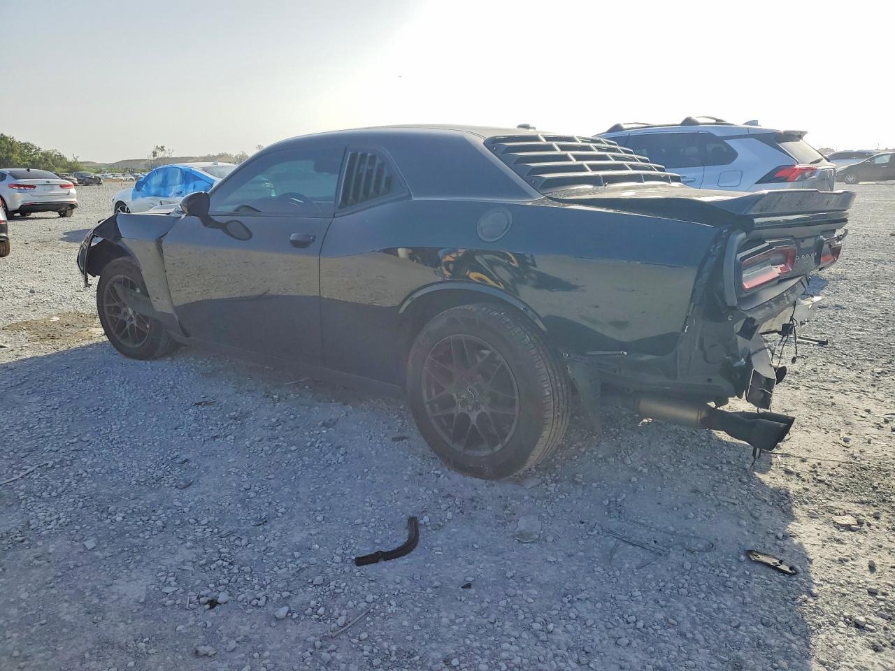 2021 Dodge Challenger Sxt - zdjęcie 2