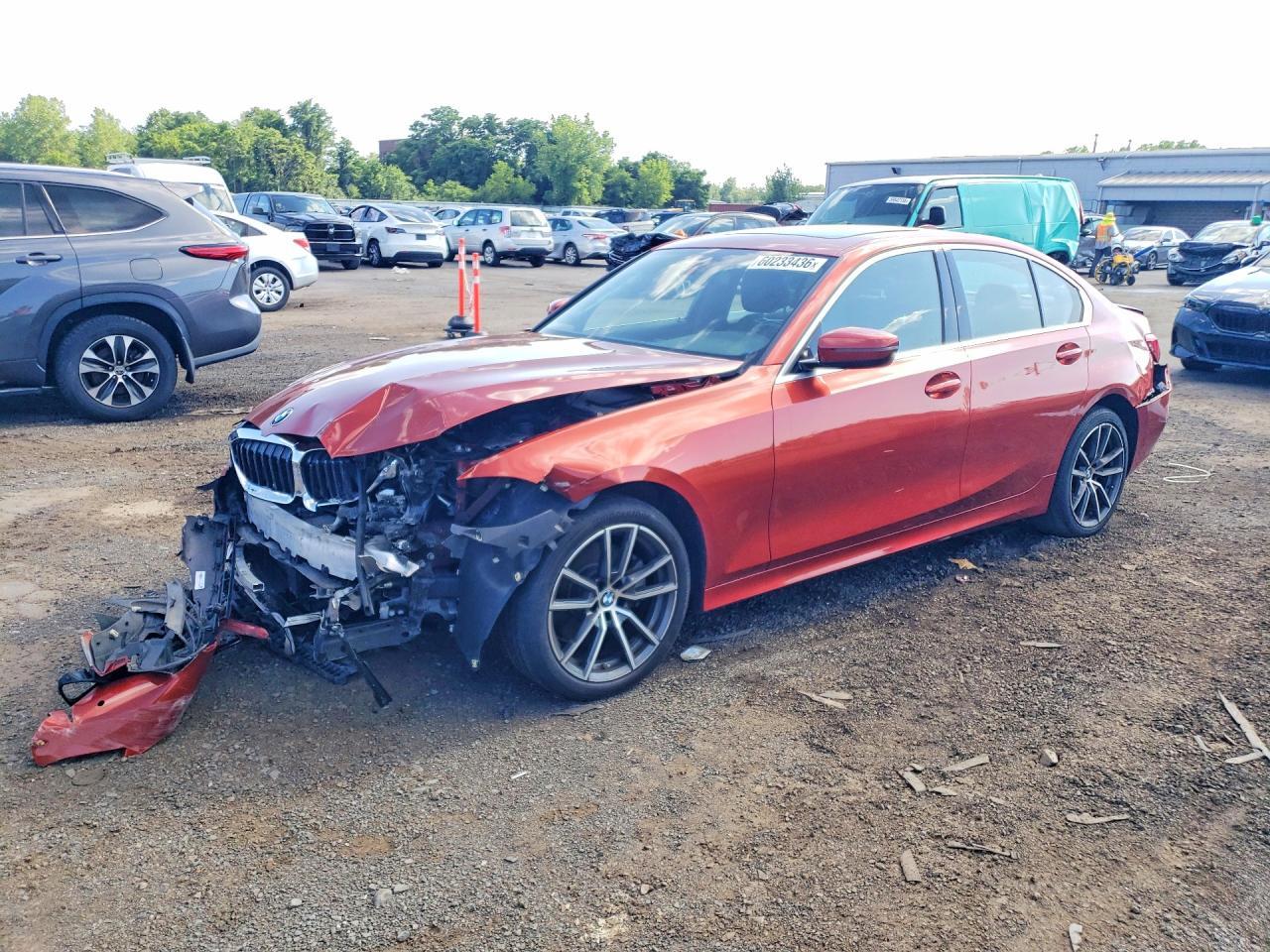 2019 BMW Seria 3 330i - zdjęcie główne