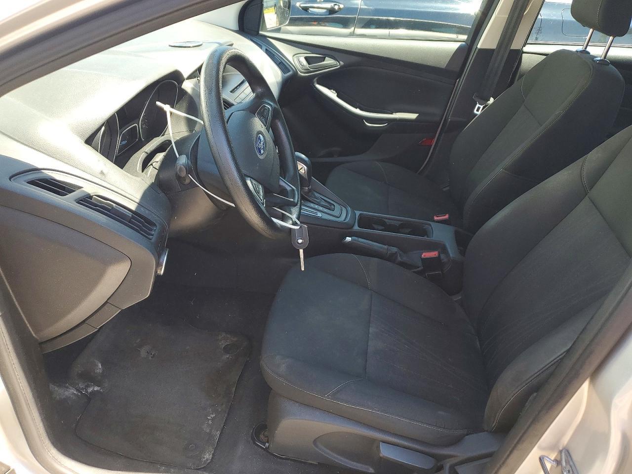 2016 Ford Focus S - zdjęcie 7