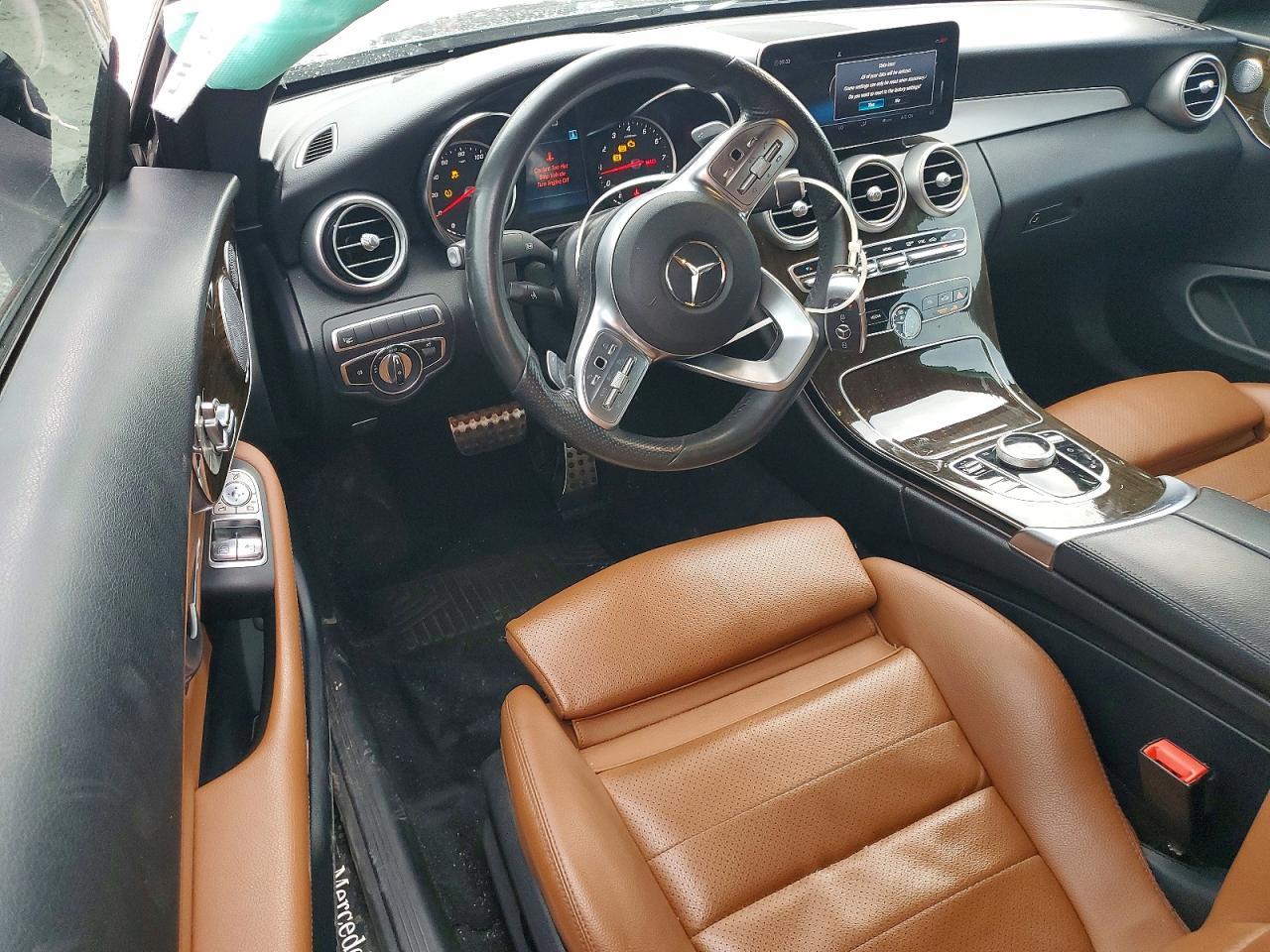 2019 Mercedes-Benz C 300 - zdjęcie 8