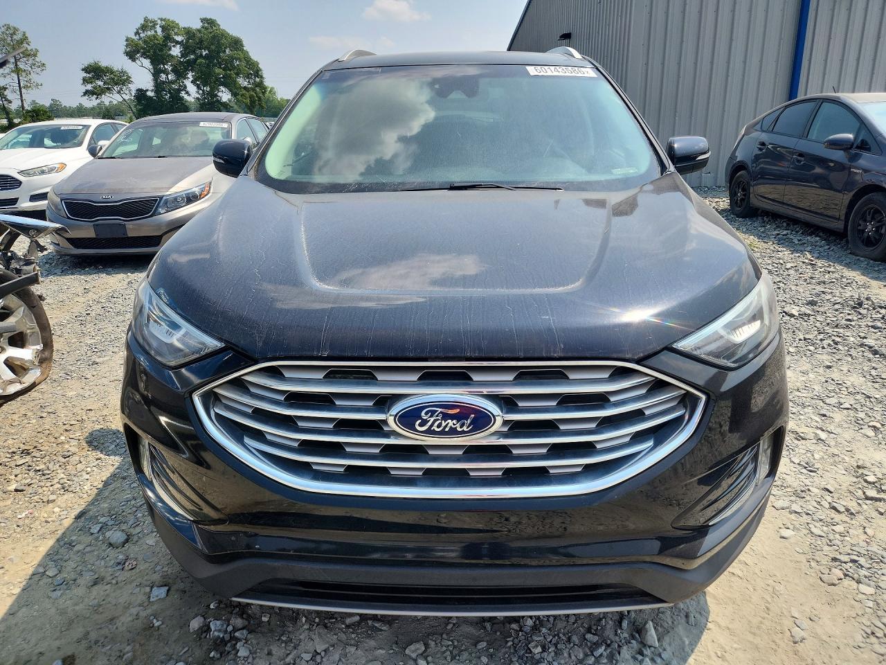 2019 Ford Edge Titanium - zdjęcie 5