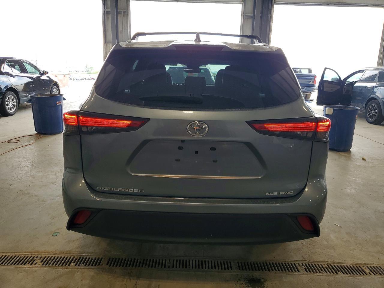 2023 Toyota Highlander Sport - zdjęcie 6