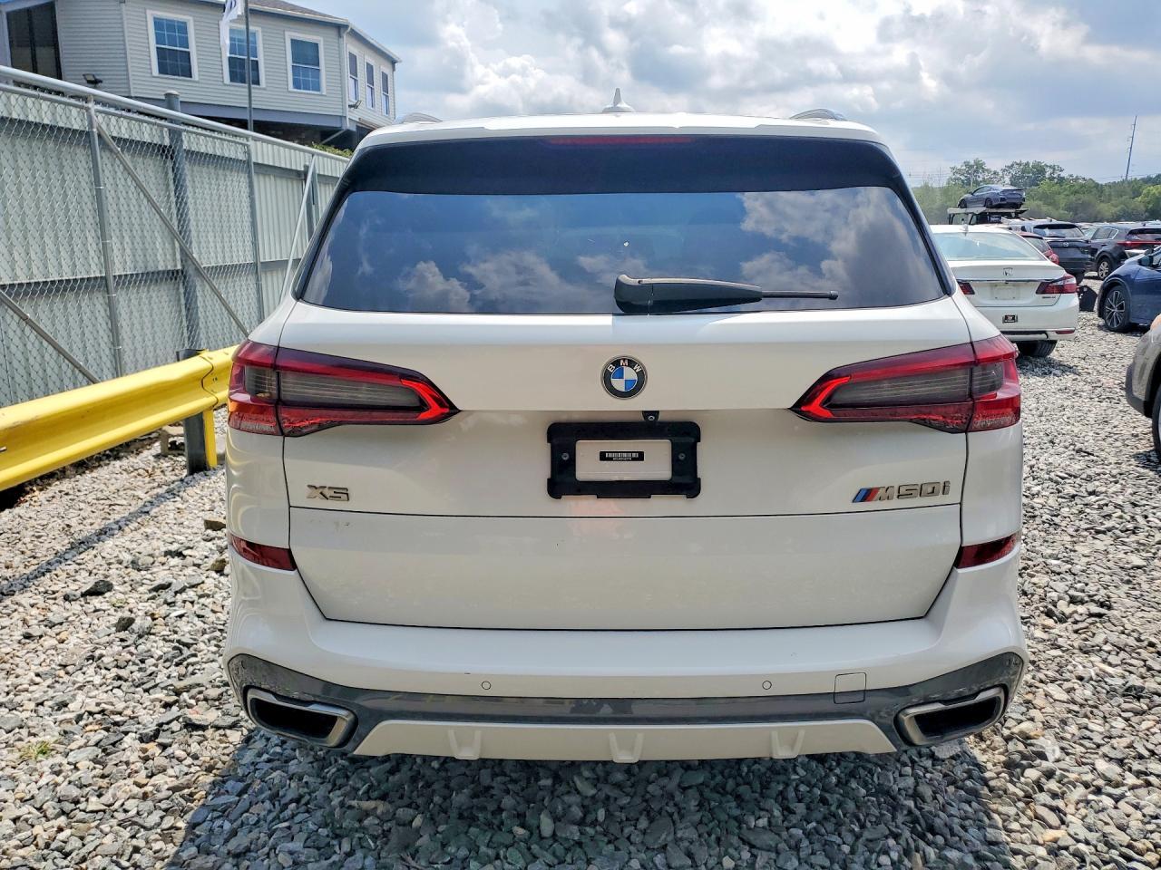 2020 BMW X5 M50I - zdjęcie 6