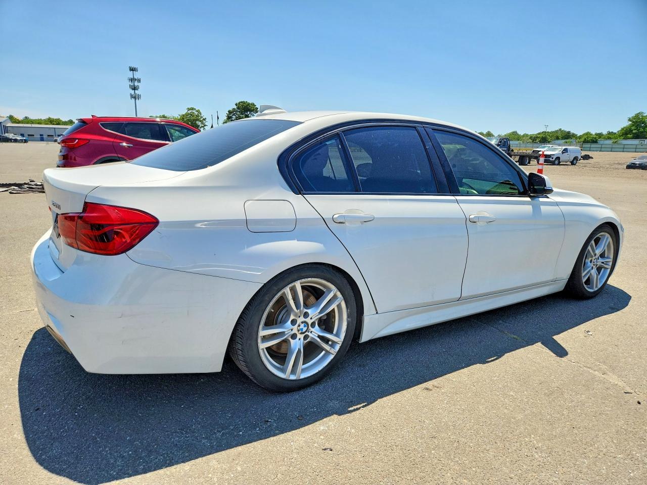 2018 BMW Seria 3 330i - zdjęcie 3
