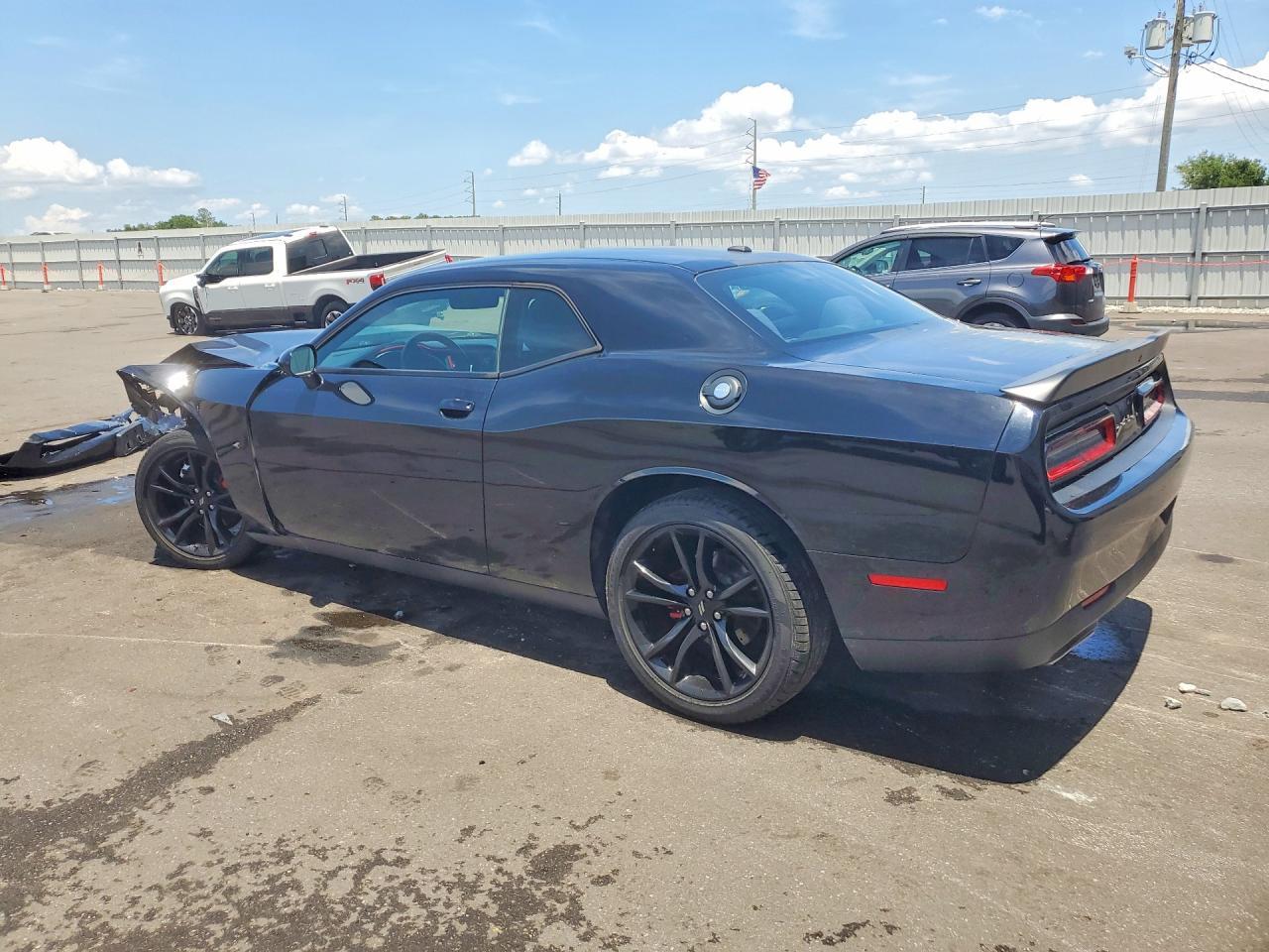 2017 Dodge Challenger Sxt - zdjęcie 2