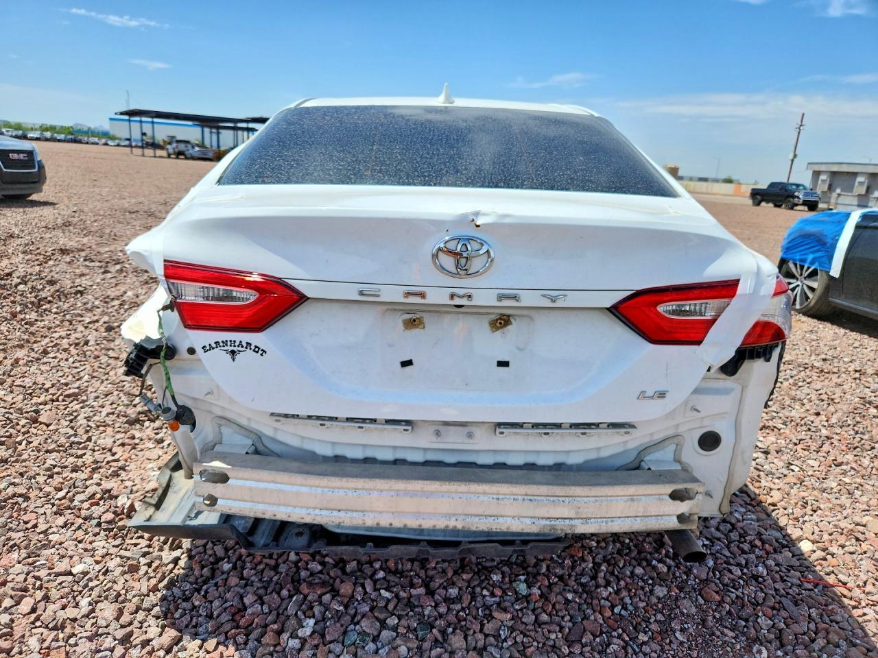 2019 Toyota Camry Le - zdjęcie 6