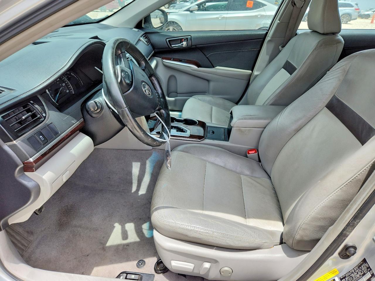 2013 Toyota Camry Xle V6 - zdjęcie 7