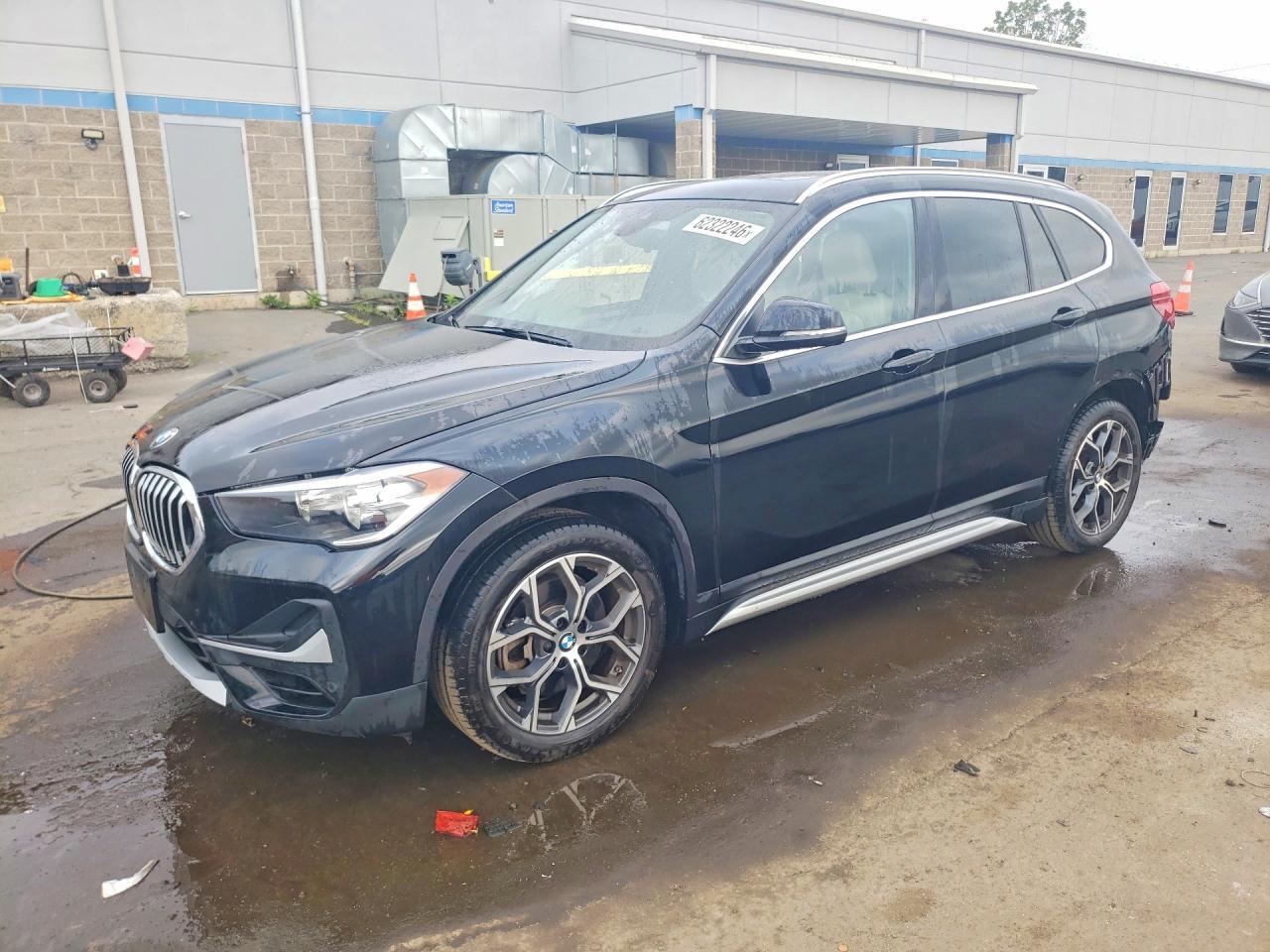 2022 BMW X1 xDrive28I - zdjęcie główne