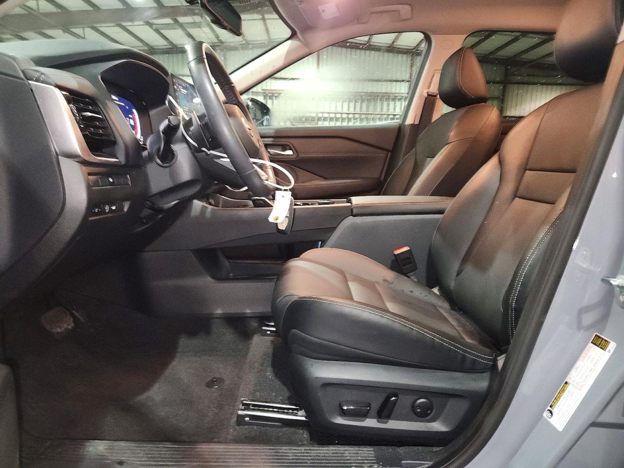 2024 Nissan Rogue Sl - zdjęcie 7