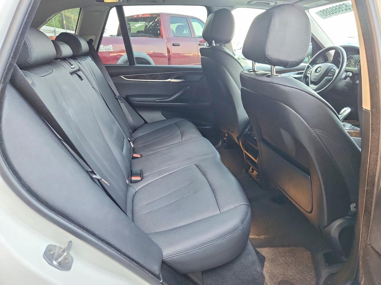 2016 BMW X5 xDrive35I - zdjęcie 10