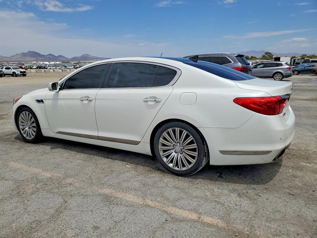 2015 Kia K900 Premium - zdjęcie 2