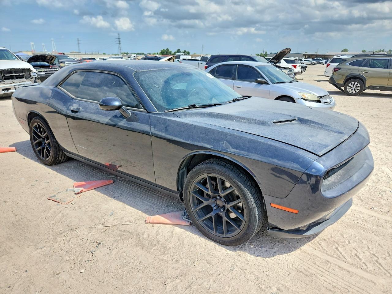 2016 Dodge Challenger Sxt - zdjęcie 4
