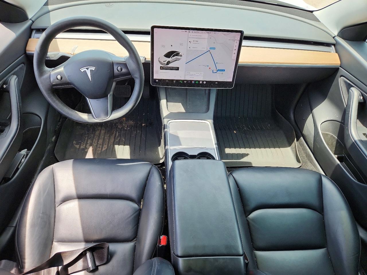 2021 Tesla Model 3 - zdjęcie 8