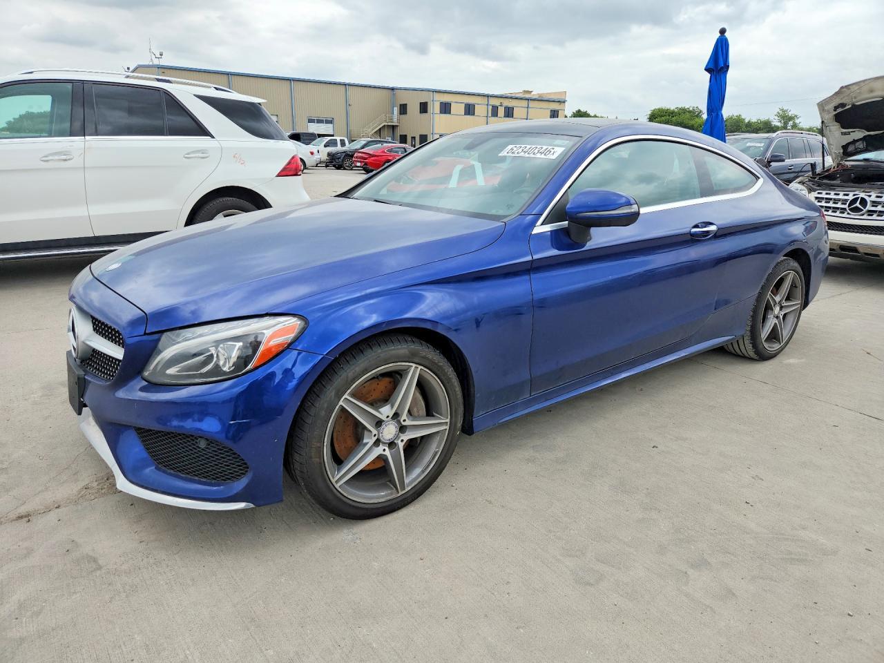 2017 Mercedes-Benz C 300 4Matic - zdjęcie główne