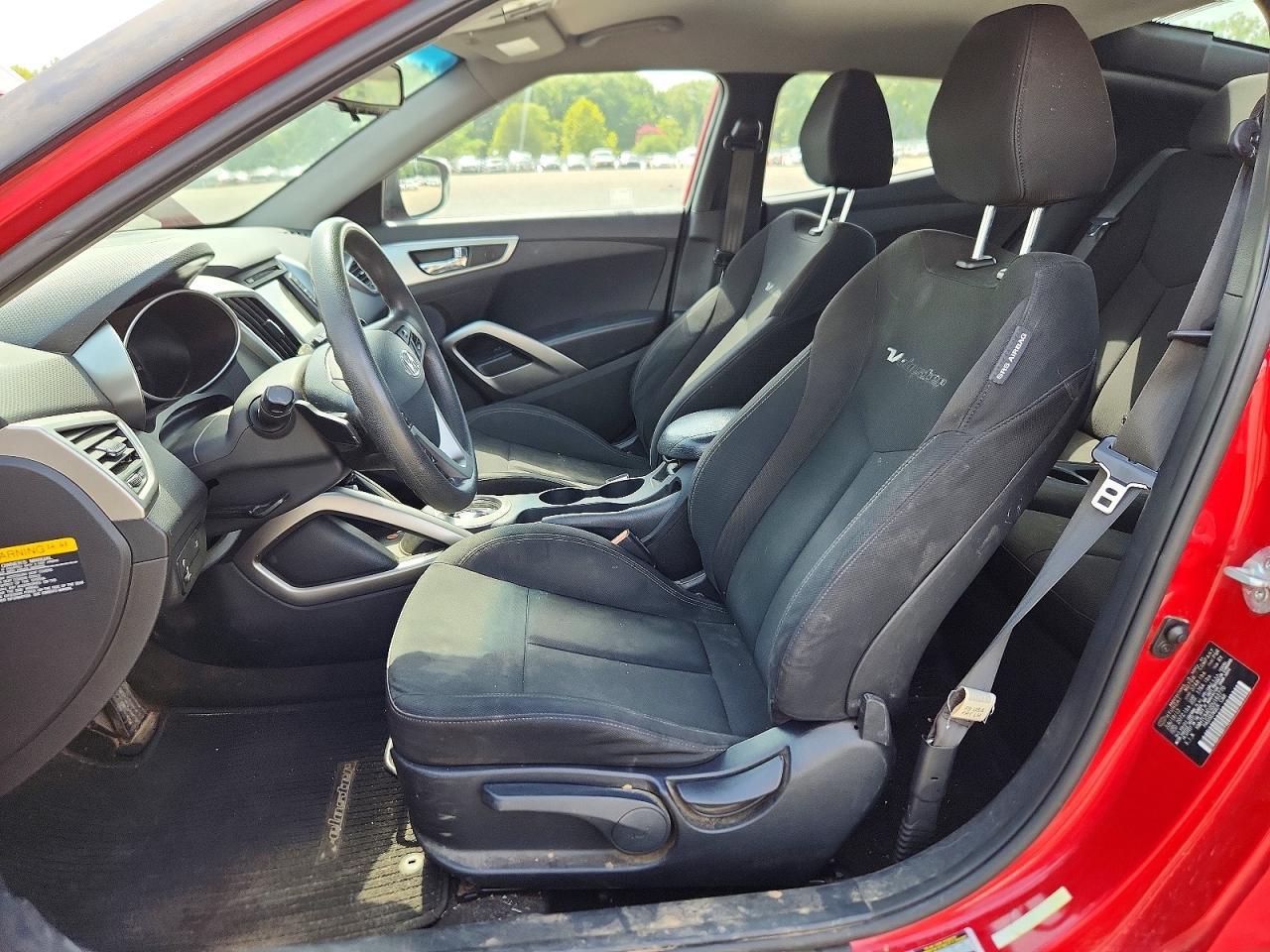 2013 Hyundai Veloster Base - zdjęcie 7