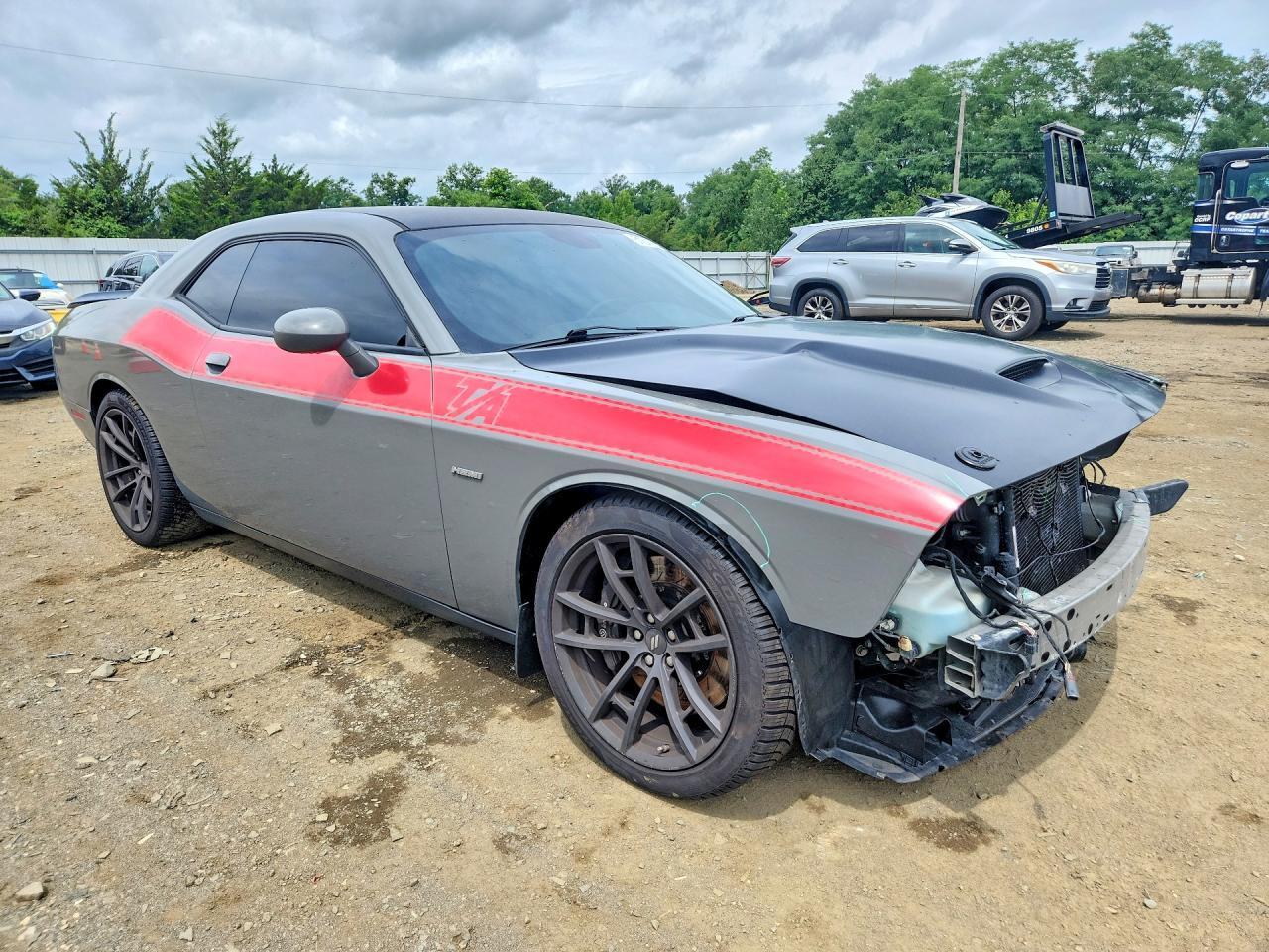 2017 Dodge Challenger R/T 392 - zdjęcie 4