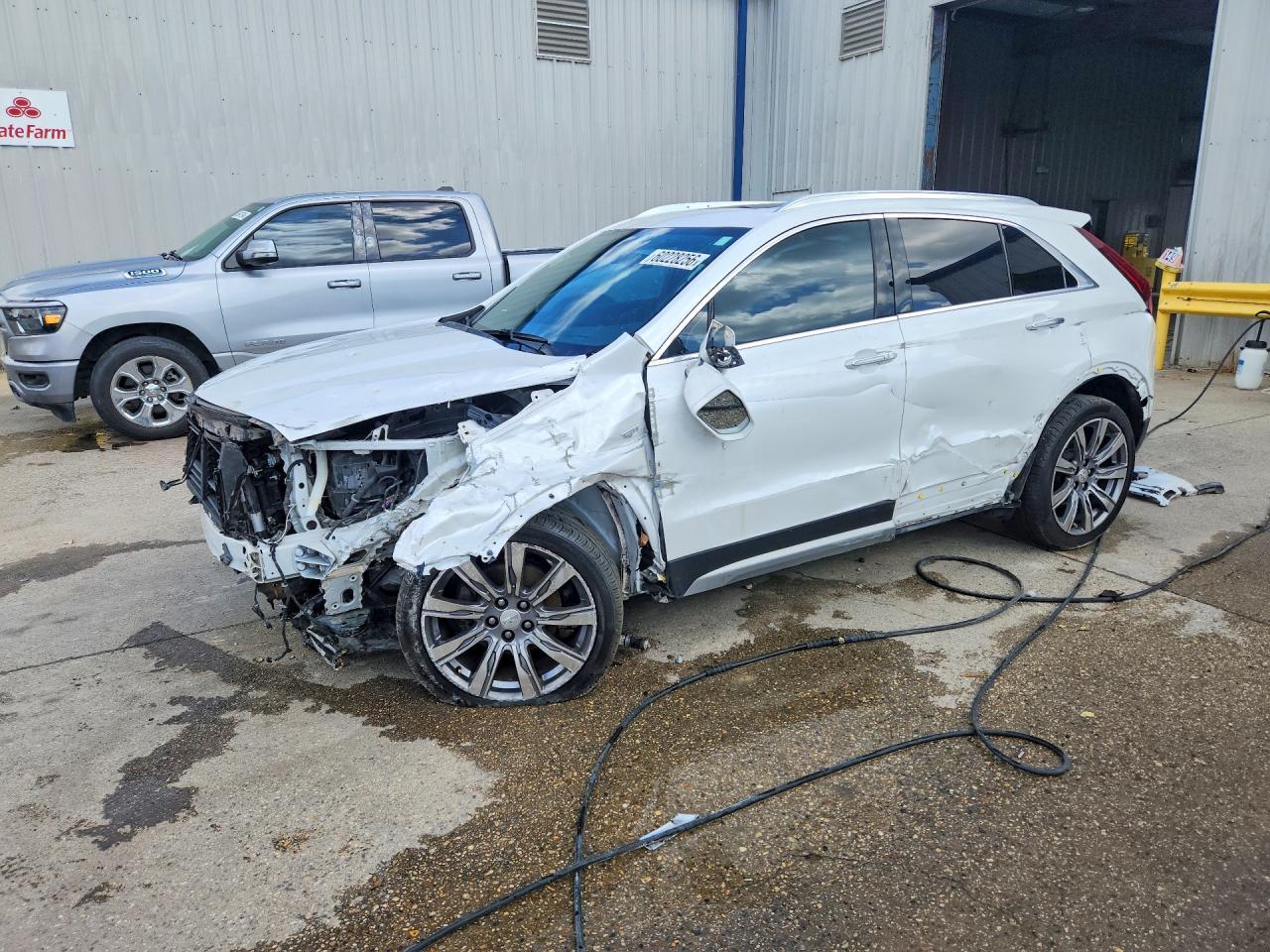2019 Cadillac Xt4 Premium Luxury - zdjęcie główne