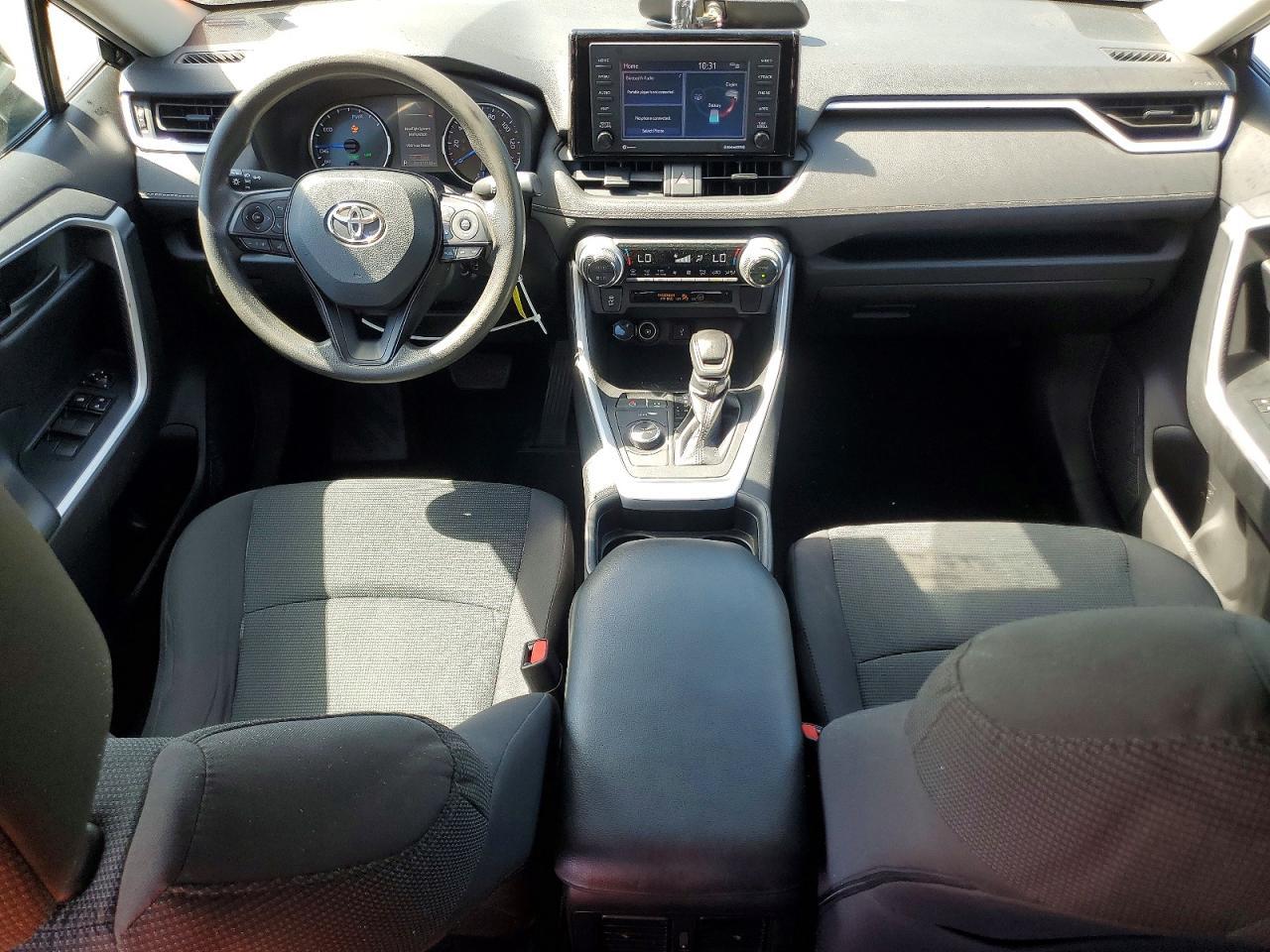 2021 Toyota Rav4 Le - zdjęcie 8