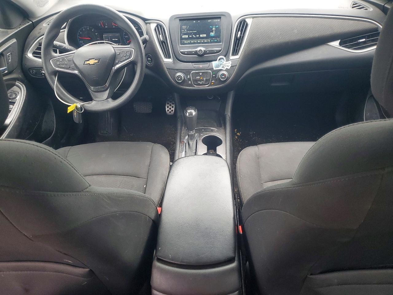 2016 Chevrolet Malibu Ls - zdjęcie 8