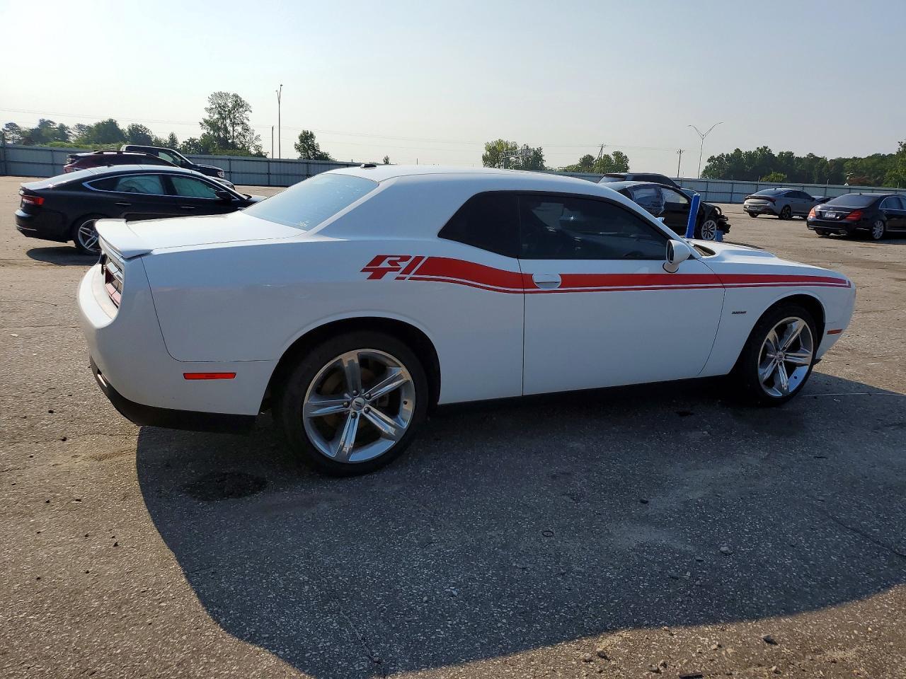 2017 Dodge Challenger R/T - zdjęcie 3