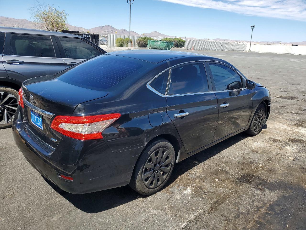 2013 Nissan Sentra S - zdjęcie 3