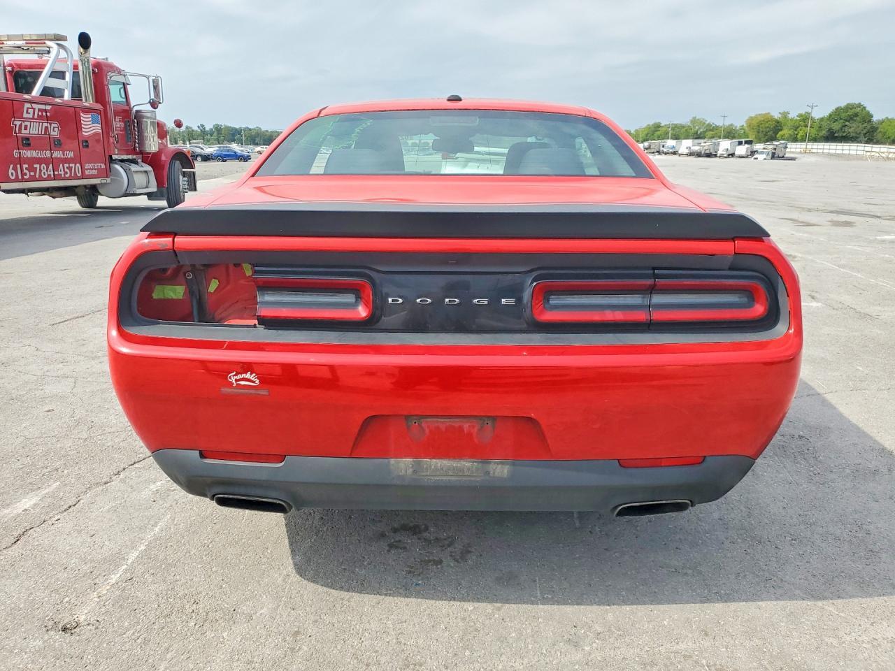 2016 Dodge Challenger Sxt - zdjęcie 6