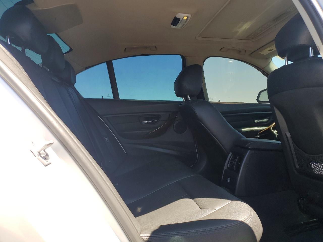 2014 BMW 328 I - zdjęcie 10