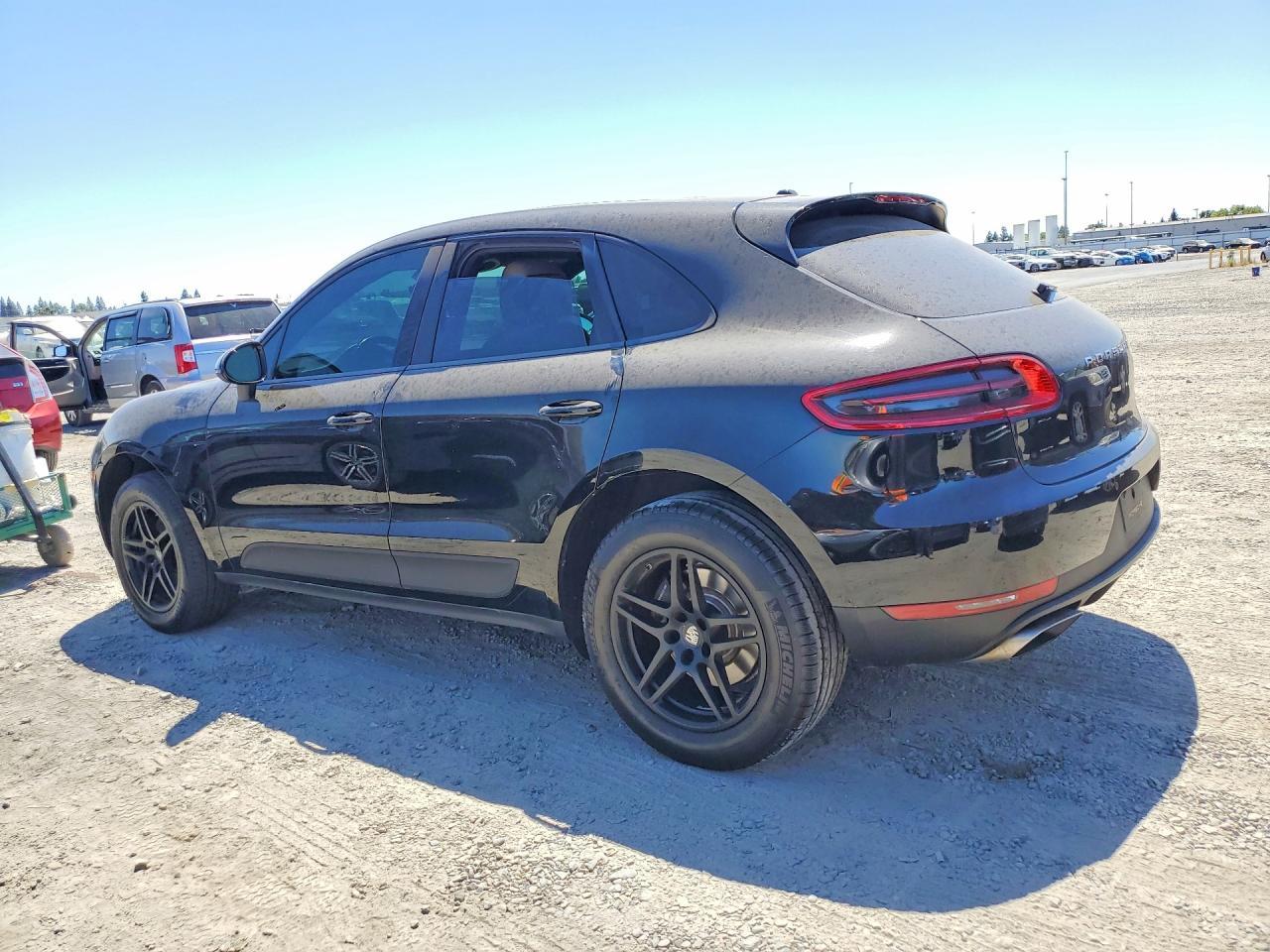 2018 Porsche Macan - zdjęcie 2